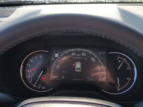Used 2025 Toyota RAV4 XLE w/ Convenience Package FWD image 20