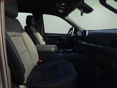 Used 2025 Chevrolet Tahoe RST w/ Comfort Package image 12