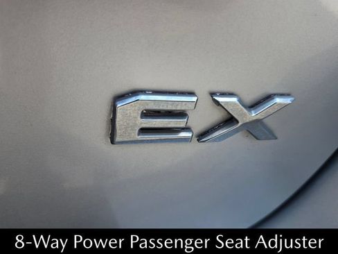 Used 2017 Kia Sedona EX FWD image 12