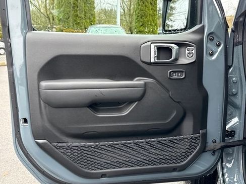 New 2026 Jeep Gladiator Sport image 18