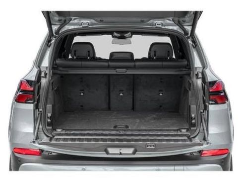 New 2026 BMW X5 xDrive50e w/ M Sport Package image 10