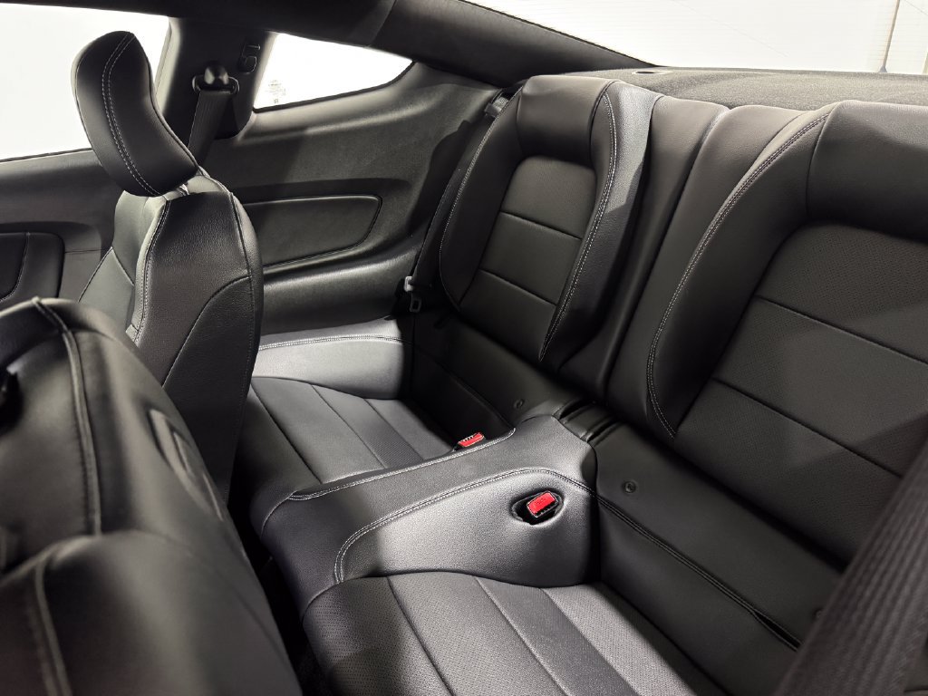 Used 2015 Ford Mustang GT Premium RWD image 19