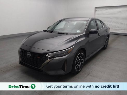 Used 2025 Nissan Sentra SR FWD image 1