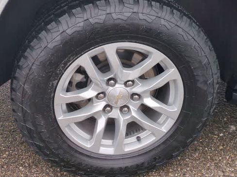 Used 2023 Chevrolet Tahoe LT image 13