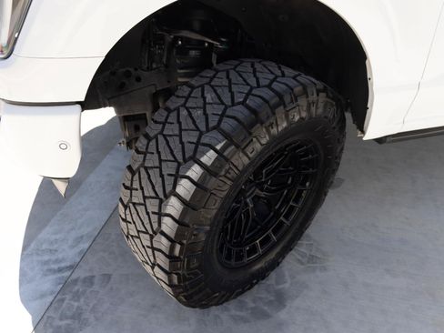 Used 2023 Ford F150 Platinum w/ FX4 Off-Road Package AWD/4WD image 10
