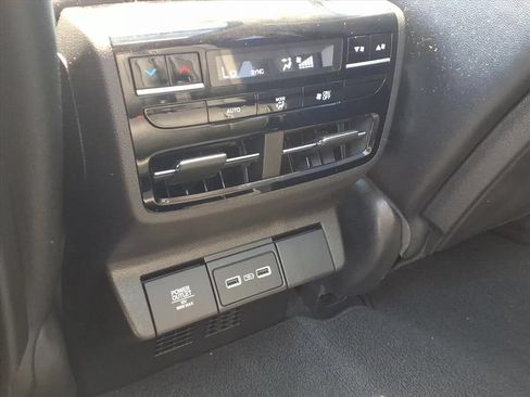 Used 2024 Acura MDX SH-AWD image 15