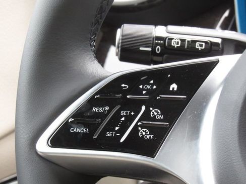 New 2026 Mercedes-Benz GLC 300 4MATIC image 26