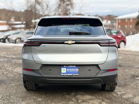 New 2026 Chevrolet Equinox EV LT image 5