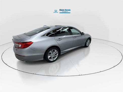 Used 2019 Honda Accord LX image 2
