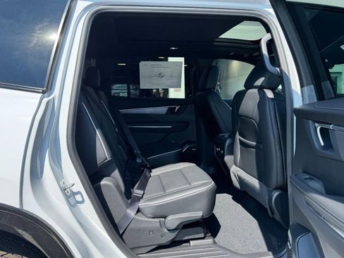 New 2026 Buick Enclave Sport Touring w/ Power Package image 5