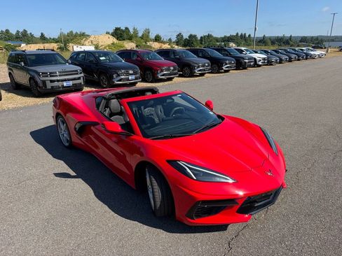 Used 2024 Chevrolet Corvette Stingray Coupe w/ 1LT RWD image 25
