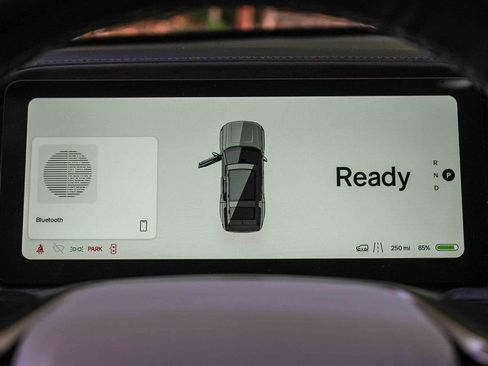 Used 2024 Rivian R1S Launch Edition AWD/4WD image 23