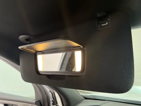 Used 2024 Chevrolet Traverse LT image 71