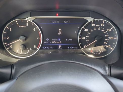 Used 2025 Nissan Altima 2.5 SV FWD image 14
