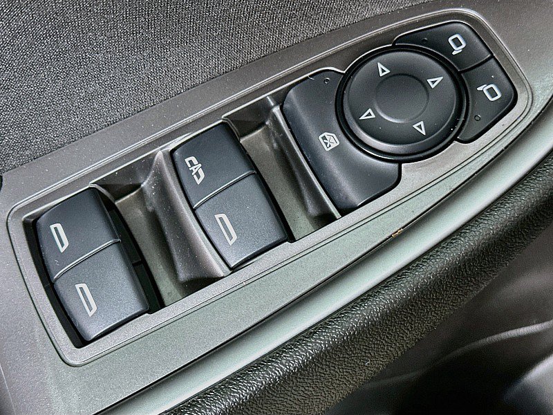 Used 2025 Chevrolet Malibu LT FWD image 18