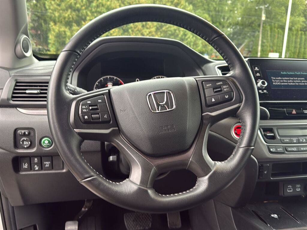 Used 2025 Honda Ridgeline RTL image 6