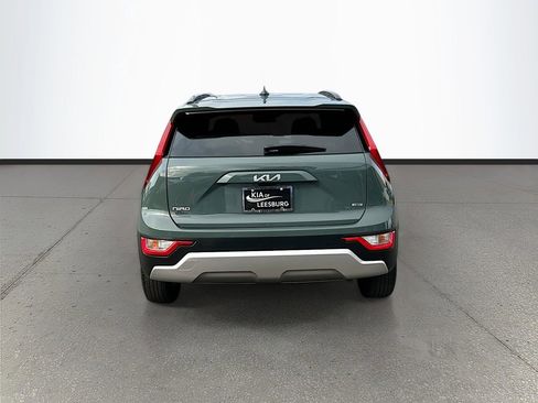Used 2024 Kia Niro EX FWD image 6