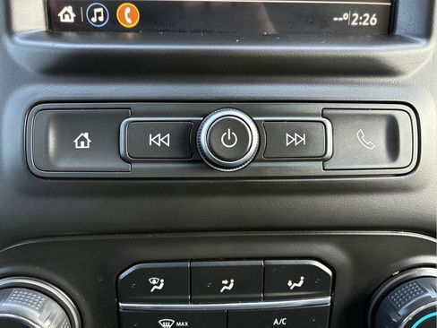 Used 2019 Chevrolet Silverado 1500 Custom Trail Boss w/ Custom Convenience Package AWD/4WD image 21