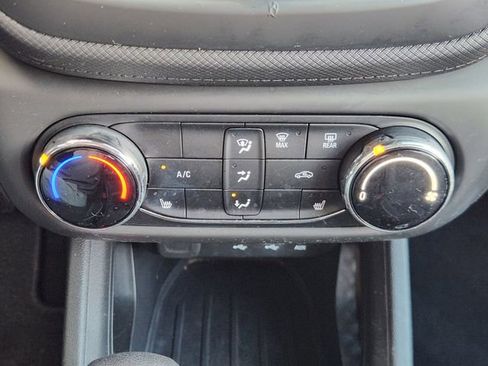 Used 2023 Chevrolet TrailBlazer LT image 16