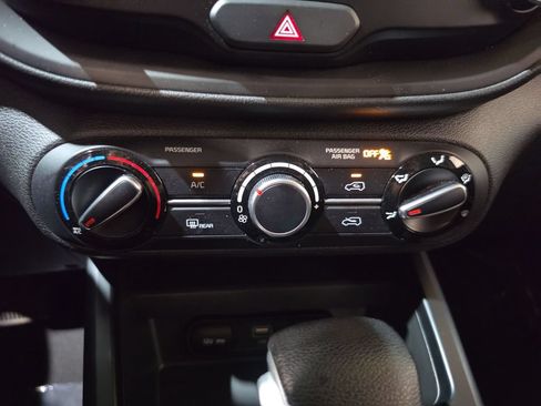 Used 2024 Kia Soul LX w/ Option Group 015 FWD image 16
