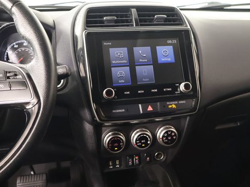 Used 2024 Mitsubishi Outlander Sport SE AWD/4WD image 5
