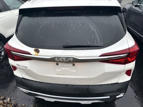 Used 2022 Kia Seltos EX image 5