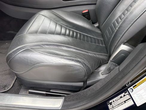 Used 2019 Mercedes-Benz S 560 Sedan image 17