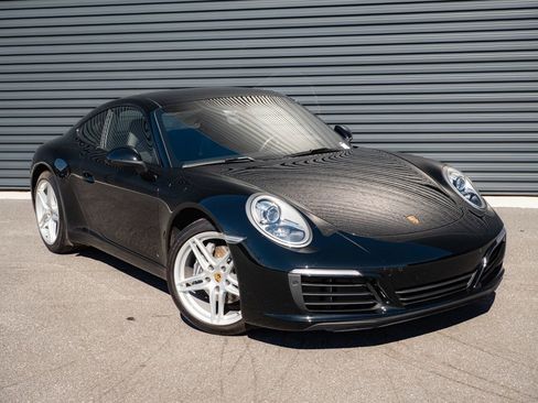 Used 2019 Porsche 911 Carrera image 20
