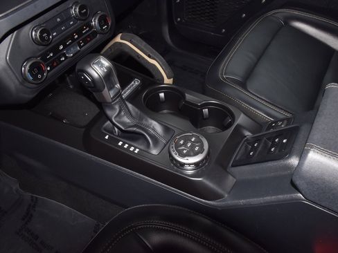 Certified 2025 Ford Bronco Badlands image 32