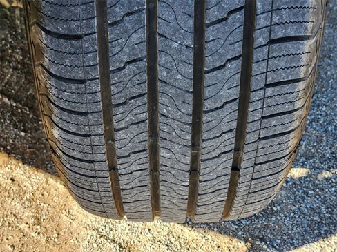 Used 2022 RAM 1500 Laramie w/ Laramie Southwest Edition image 11