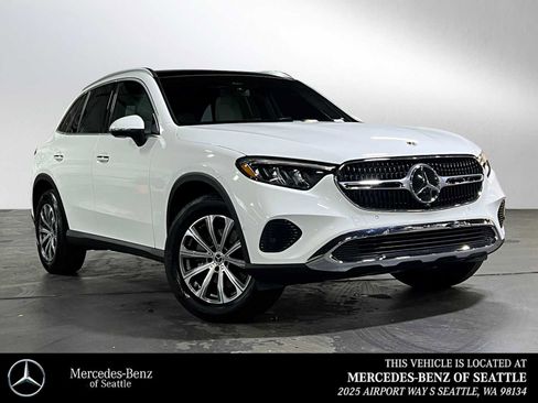 Certified 2025 Mercedes-Benz GLC 300 4MATIC image 1
