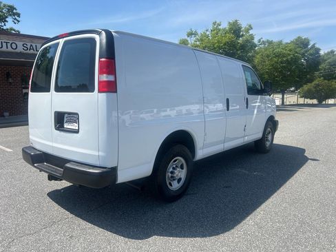 Used 2020 Chevrolet Express 2500 w/ Driver Convenience Package RWD image 7