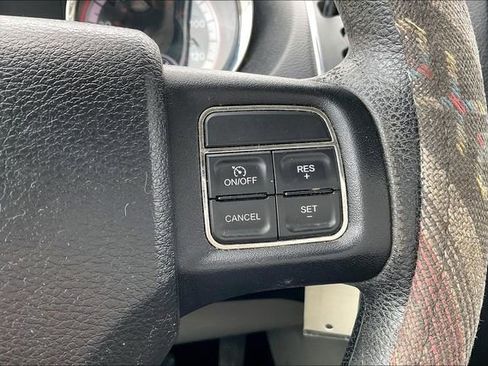 Used 2012 Dodge Grand Caravan SXT image 19