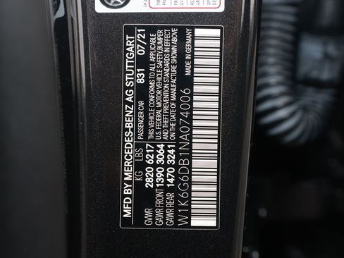 Used 2022 Mercedes-Benz S 500 4MATIC w/ AMG Line Package image 23