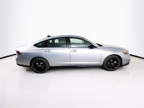 New 2025 Honda Accord SE image 2