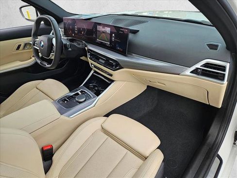 Used 2025 BMW 330i Sedan w/ Convenience Package image 22