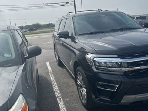 Certified 2023 Ford Expedition Max Limited AWD/4WD image 4