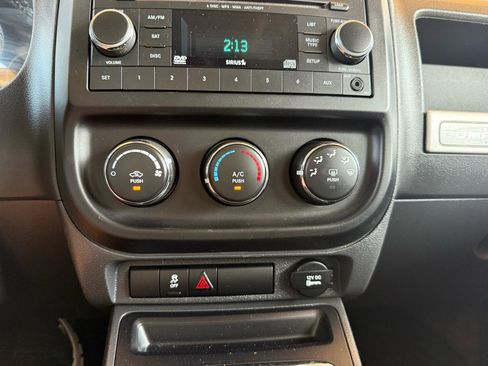 Used 2014 Jeep Compass Sport w/ Power Value Group FWD image 37