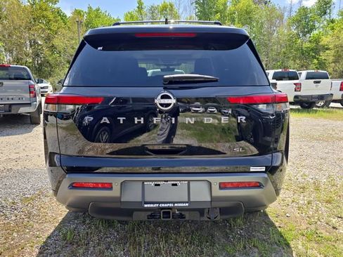 New 2026 Nissan Pathfinder SL w/ SL Premium Package image 7