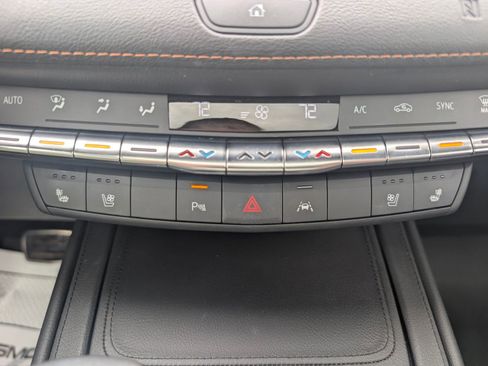 Used 2019 Cadillac XT4 Sport AWD/4WD image 21