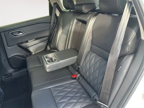 New 2026 Nissan Rogue Platinum w/ Platinum Premium Package image 13