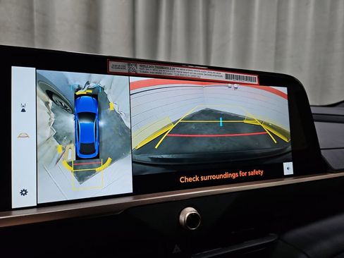 New 2026 Toyota Crown Platinum image 21