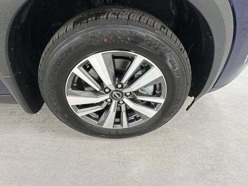 New 2026 Nissan Pathfinder SL AWD/4WD image 9