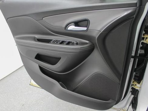 Used 2019 Buick Encore Essence w/ Safety Package II AWD/4WD image 15