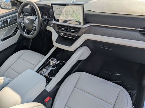 New 2026 Ford Explorer Platinum AWD/4WD image 54