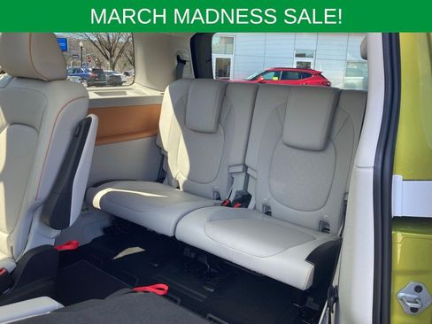 Used 2025 Volkswagen ID. Buzz 1st Edition image 25