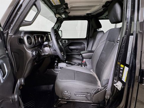 Used 2023 Jeep Wrangler Sport image 17