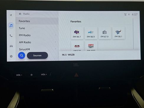 Certified 2024 Toyota Venza Limited image 15