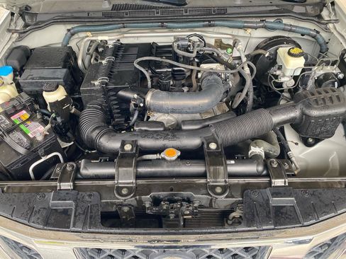 Used 2009 Nissan Frontier SE w/ Power Pkg RWD image 34