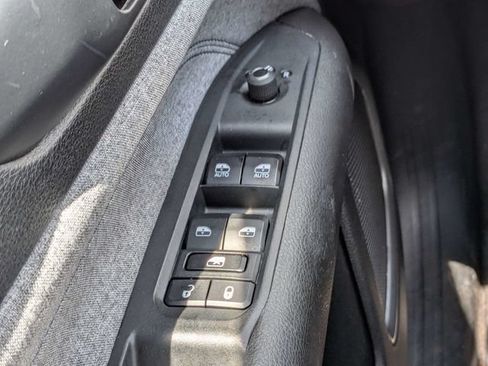 Used 2024 Jeep Compass Latitude AWD/4WD image 25
